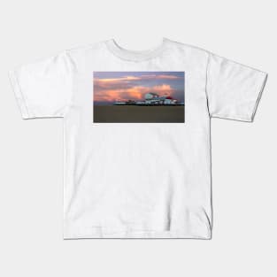 Brittania pier Great Yarmouth Kids T-Shirt